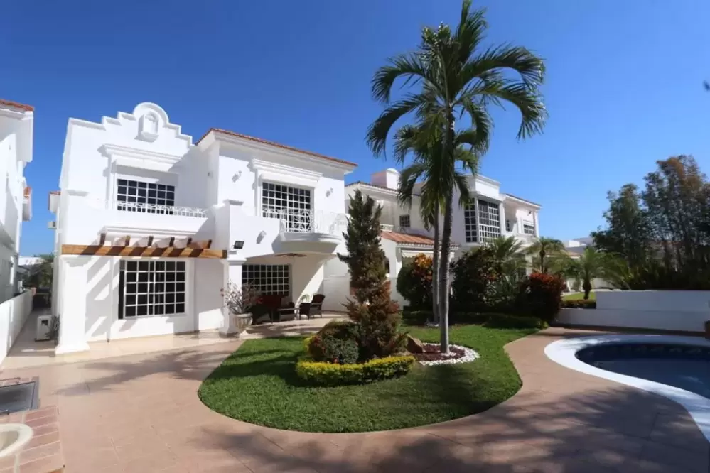 VENTA DE RESIDENCIA EN EL CID MARINA CAMPO DE GOLF MAZATLÁN SINALOA