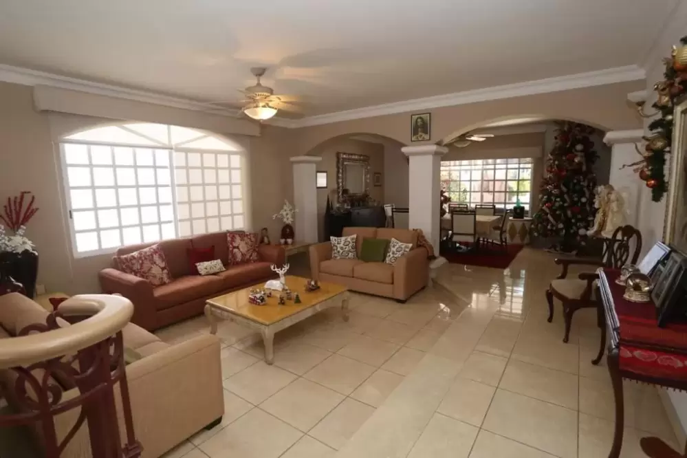 VENTA DE RESIDENCIA EN EL CID MARINA CAMPO DE GOLF MAZATLÁN SINALOA