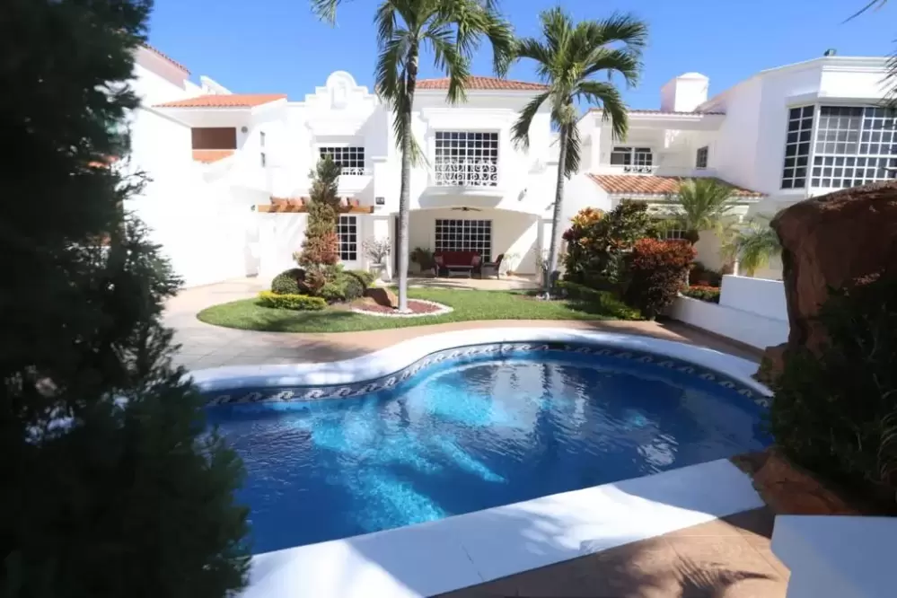 sale of residence in the cid marina golf course mazatlÁn sinaloa