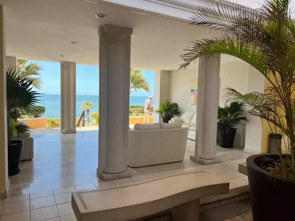 apartment in tower the gavias