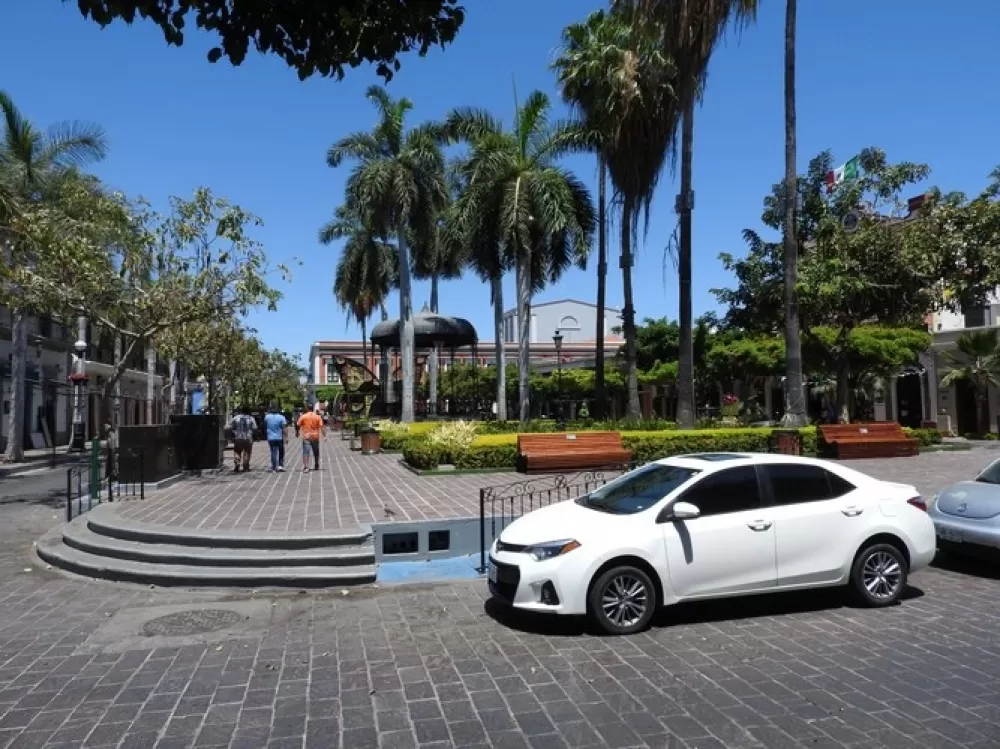 EN VENTA BONITO EDIFICIO EN EL CENTRO