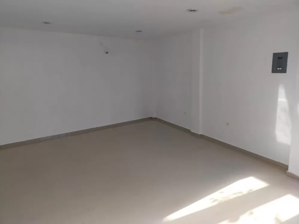 LOCAL COMERCIAL EN PLAZA NAJERA MAZATLÁN SINALOA